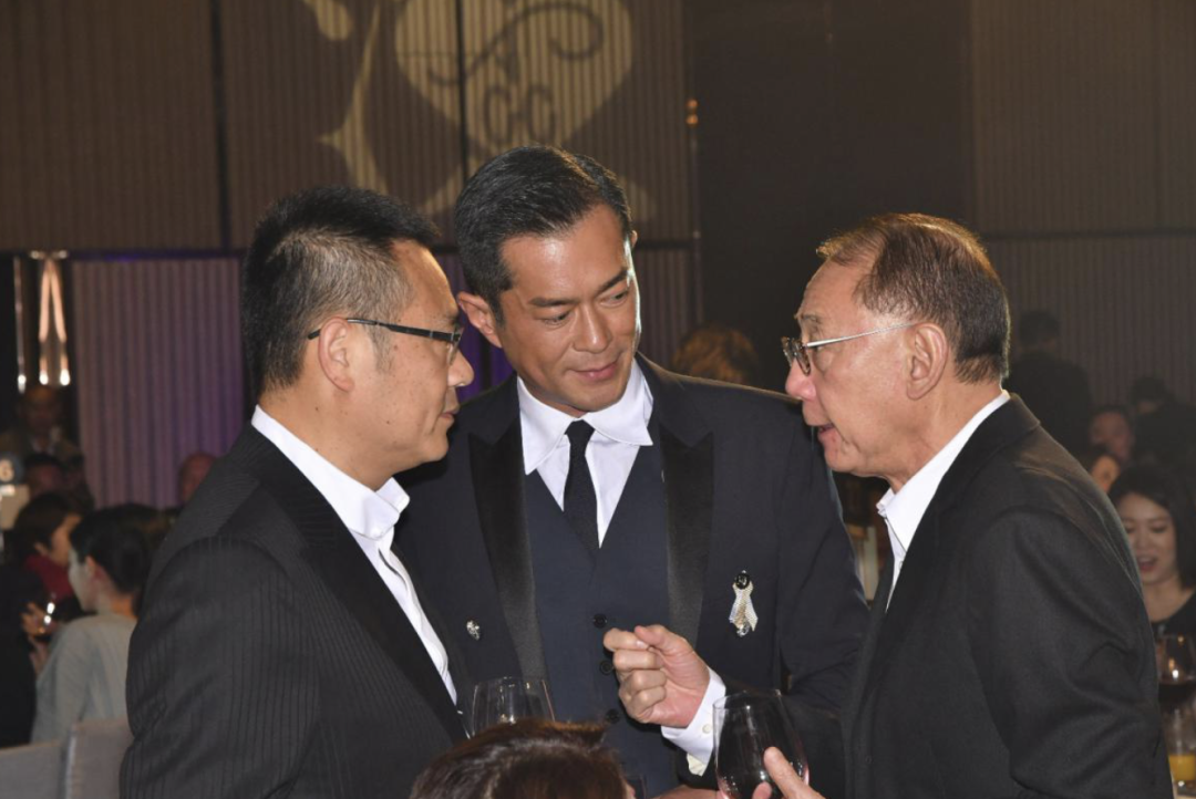 166亿巨债,谢霆锋老板麻烦了 - 知乎