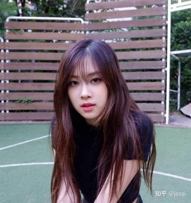 朴彩英黑发真的好看嘛