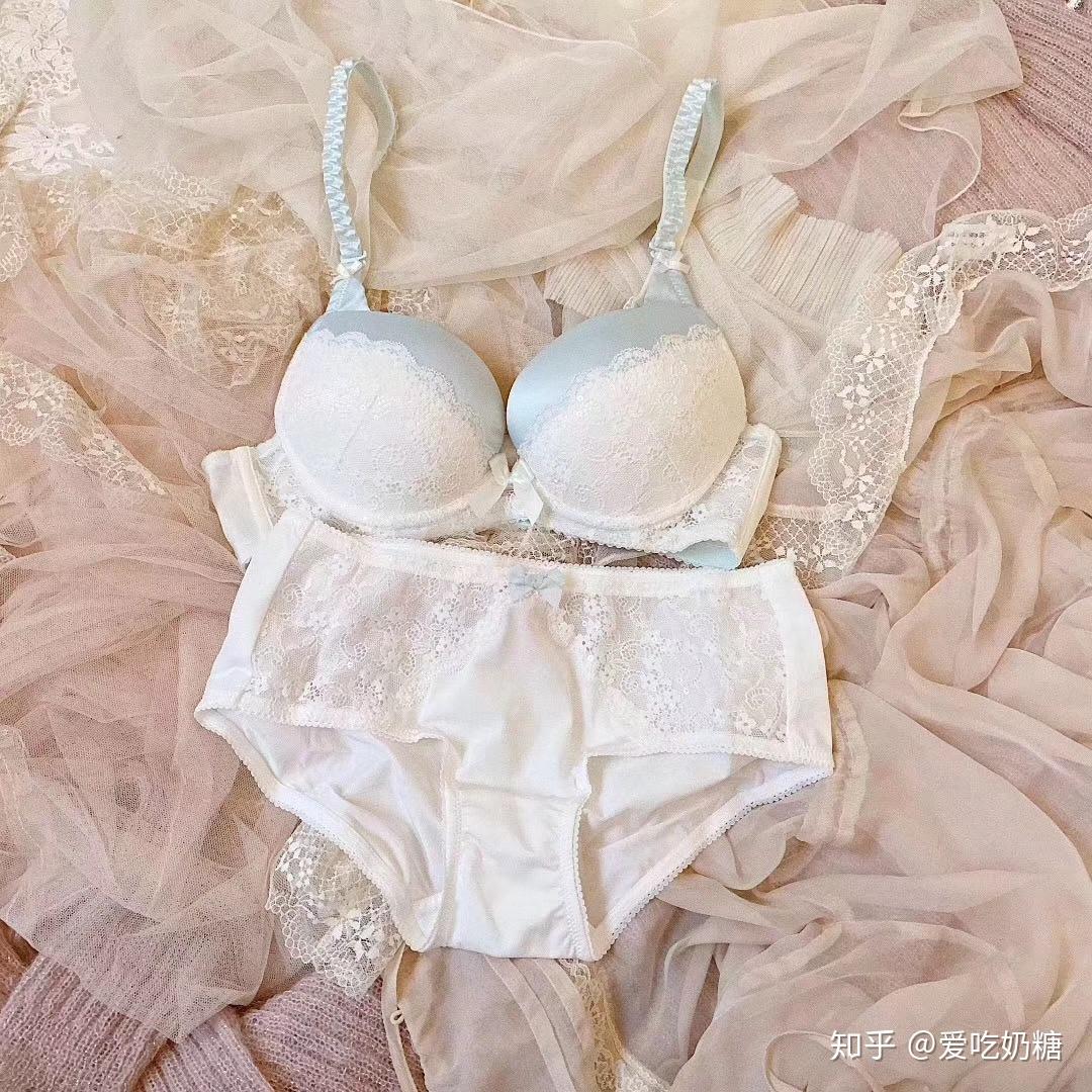 有哪些些好看的qq内衣羞涩