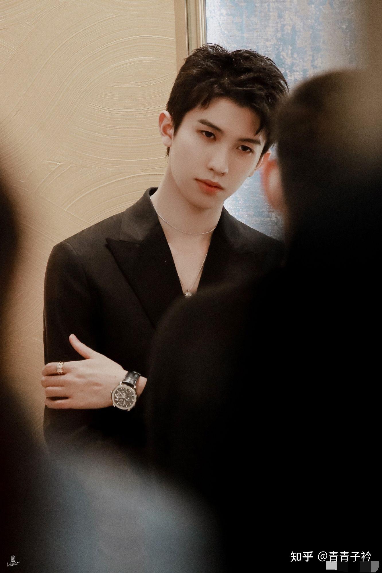 黄其淋和黄宇航后悔离开时代峰峻吗