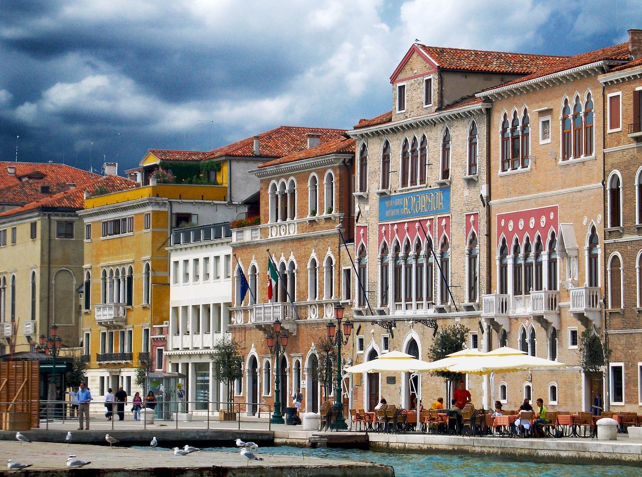 独具特色的民俗风情