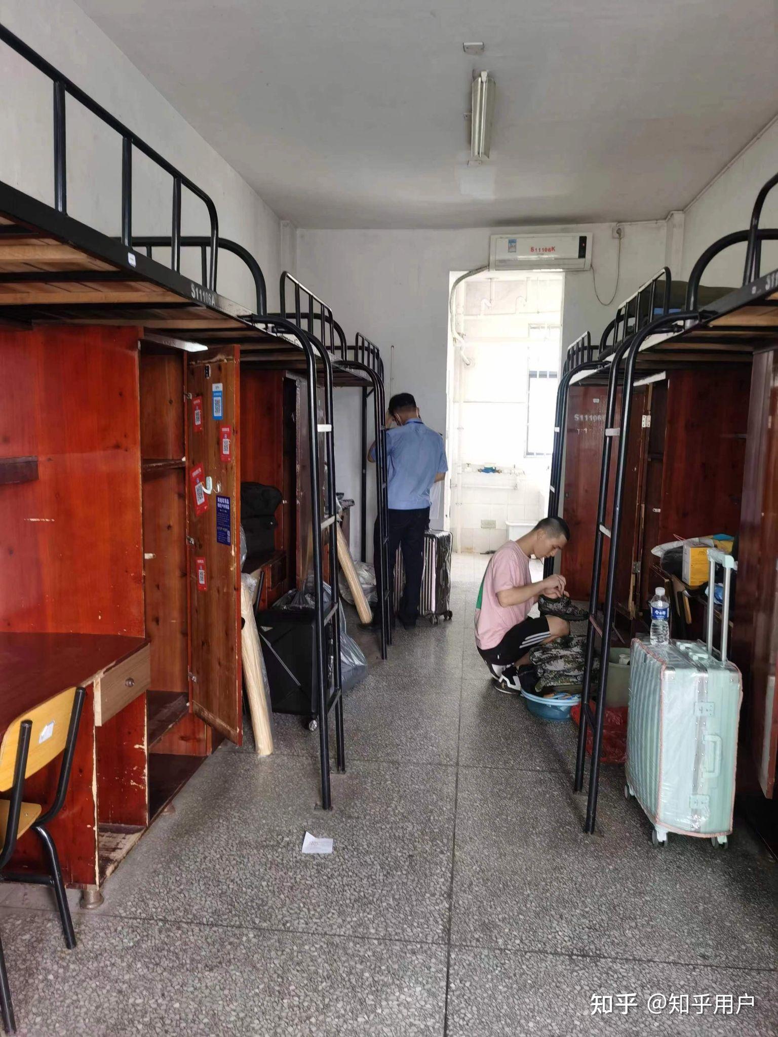 湖南警察学院法学女生宿舍?