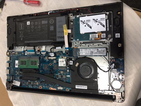 戴尔笔记本inspiron147472换固态硬盘选什么类型比较合适