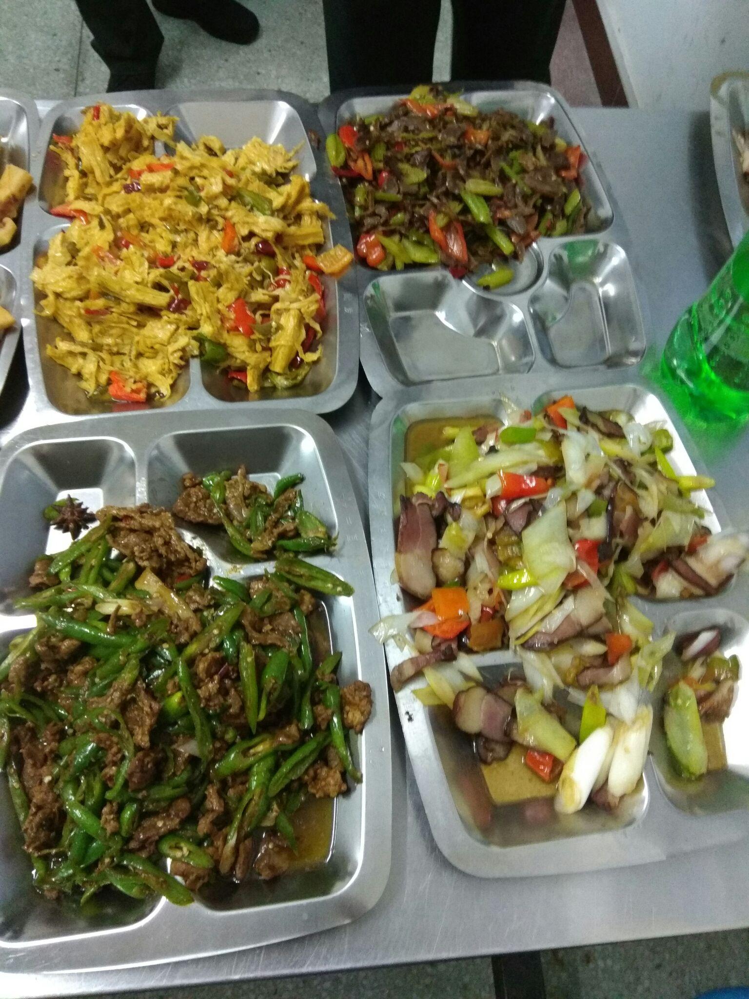 为什么部队有些士官宁愿吃泡面也不吃炊事班做的饭菜