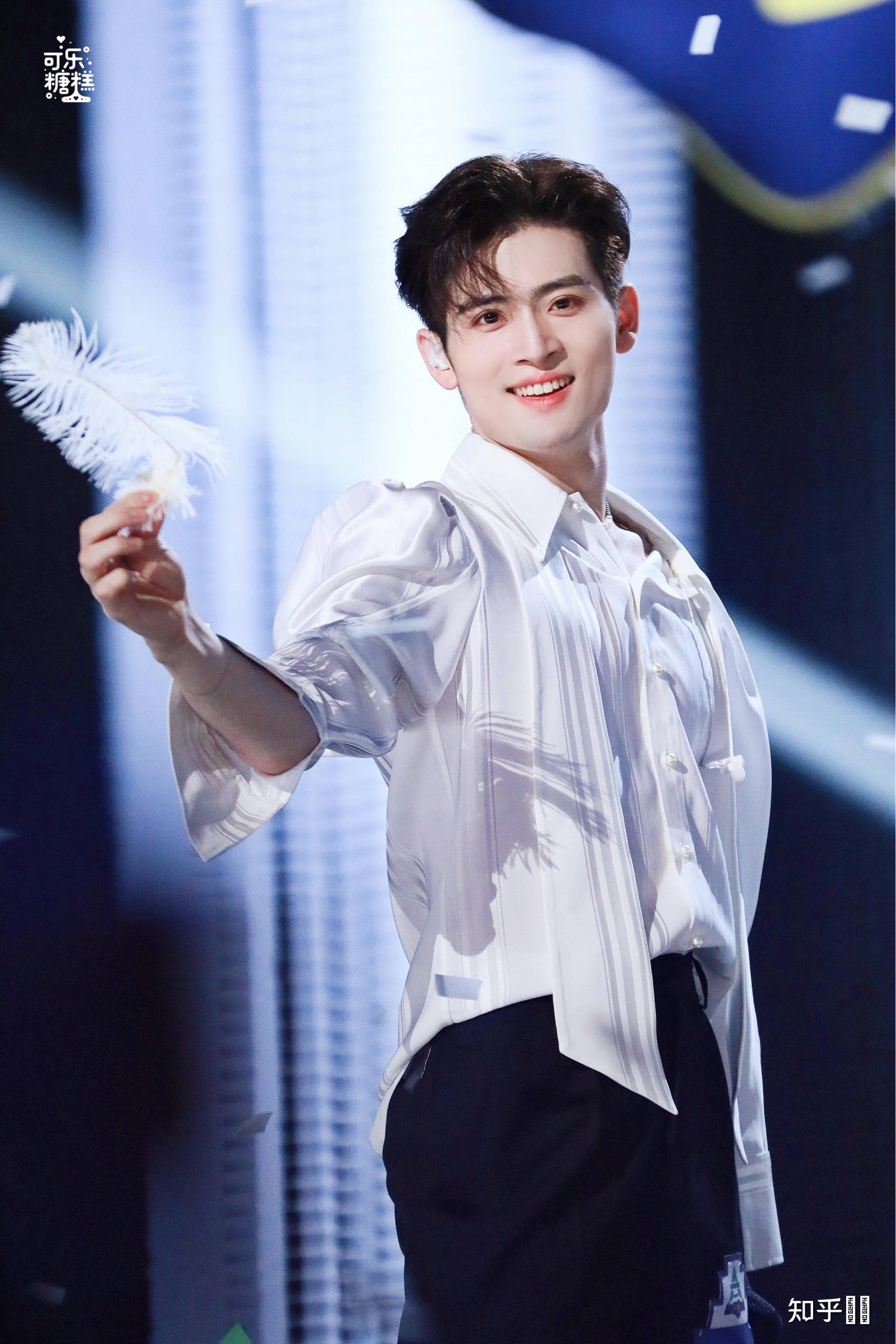 感觉力丸像白切黑看了很多物料发现他好像有点腹黑哪位姐妹可以回答下