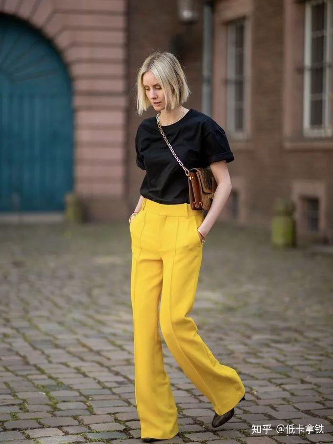 为什么「无彩色系穿搭」往往更显高级?