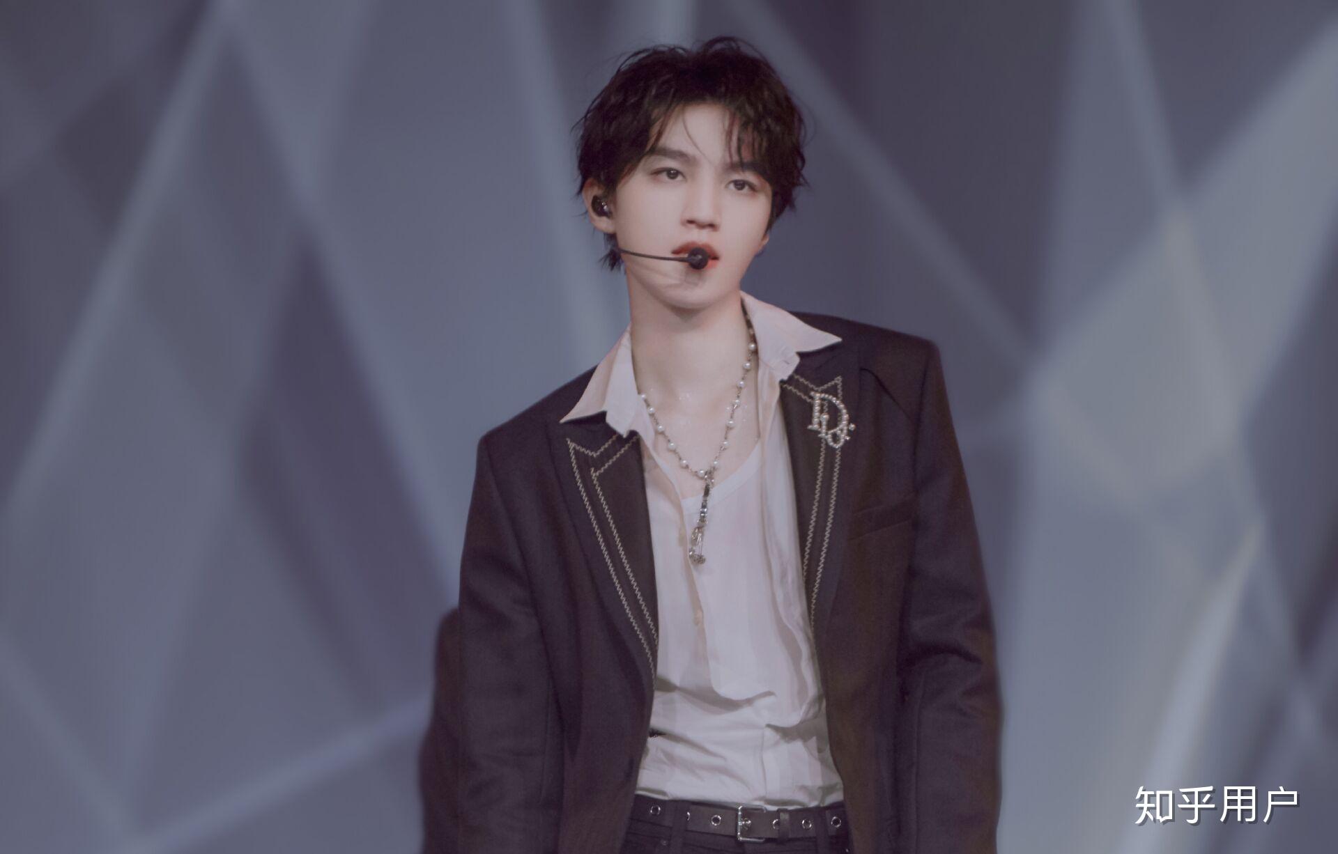 怎么评价王俊凯七周年新歌《beautiful》的舞台表现呢? - 知乎