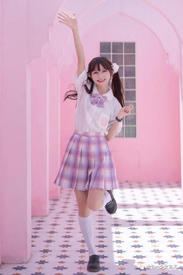 有没有什么貌美粉色jk格裙推荐