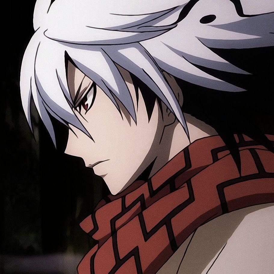 有没有特别像云深的动漫头像一头银发桀骜不驯