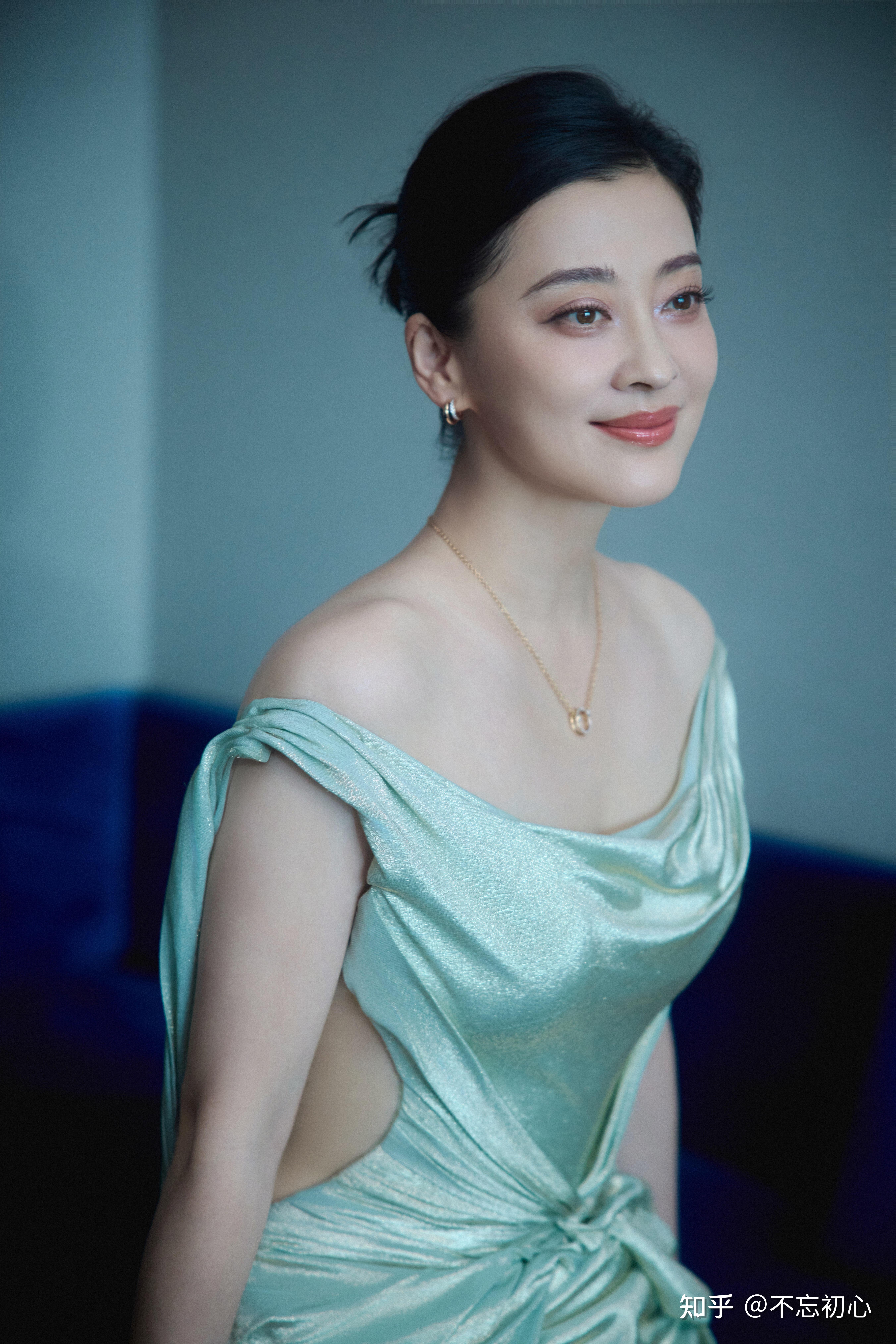 梅婷李雪琴吵上热搜内裤袜子同洗真的会感染吗?