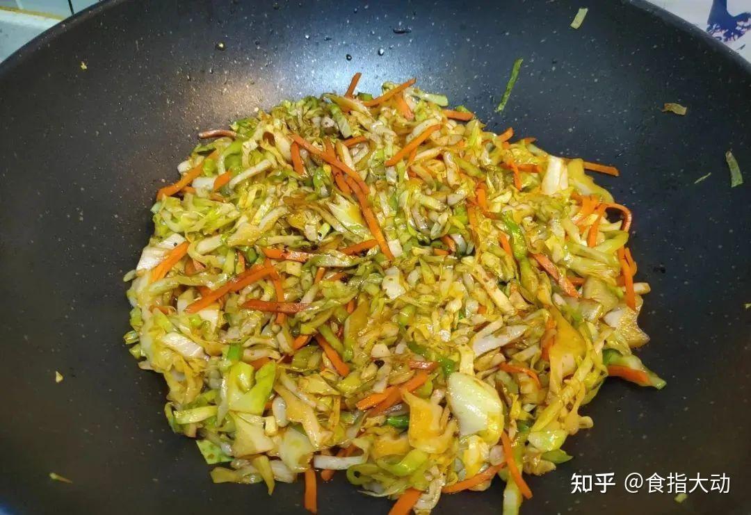 快餐店里的炒饼丝为什么好吃?有两样调料必不可少,教你做 - 知乎