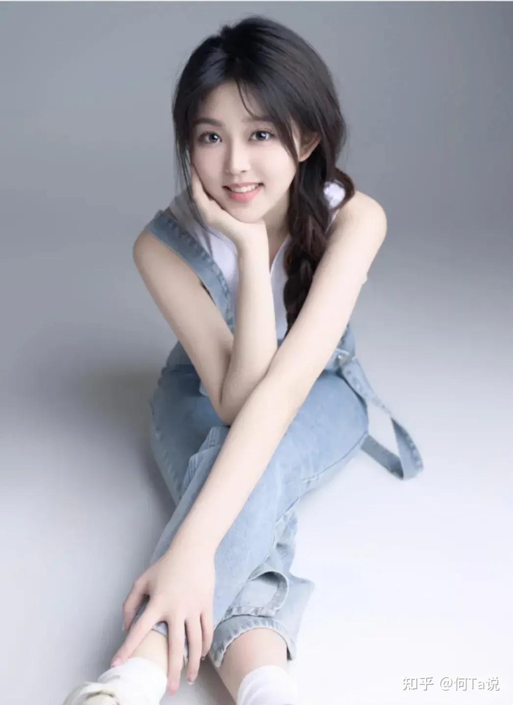 狂飙第25集,为什么老默得知小龙陪瑶瑶去了香港就觉得自己有去无回?