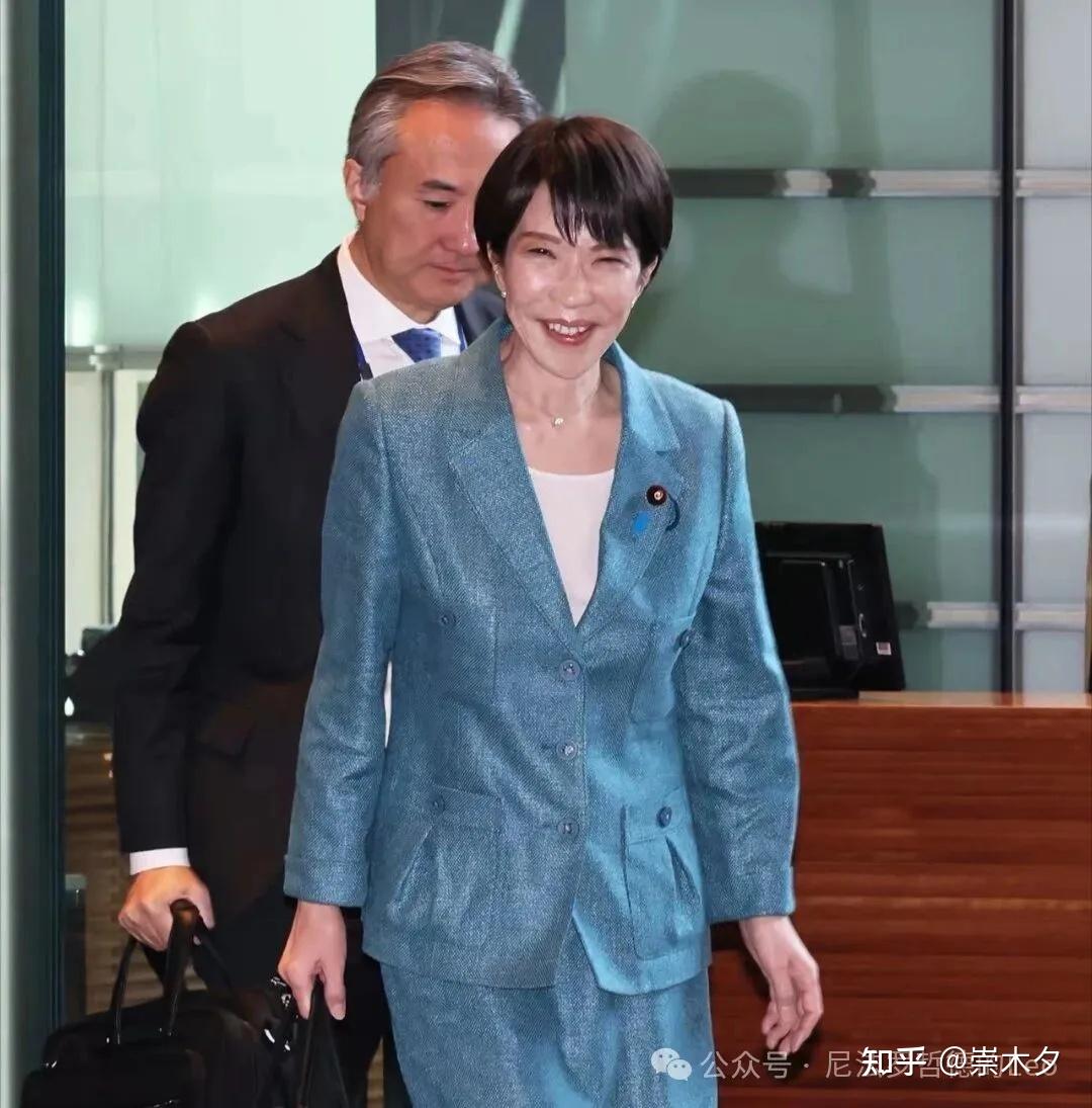 《罗小黑战记2》中,灵遥长老与无限到底谁对谁错? - 知乎