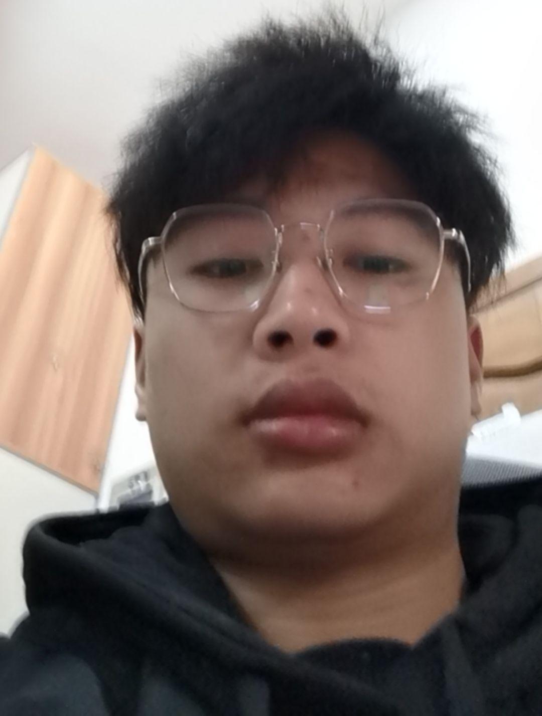 我的眉骨特别突出该怎么办