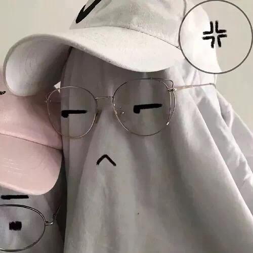 情侣头像有没有那种真人头像但是头是很模糊或者看不到的?