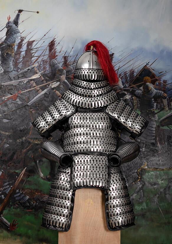 札甲与鱼鳞甲的区别是什么