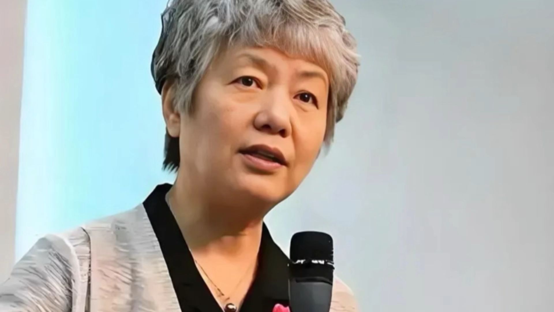 李玫瑾教授犯罪评论专业洞察与舆论争议的交织