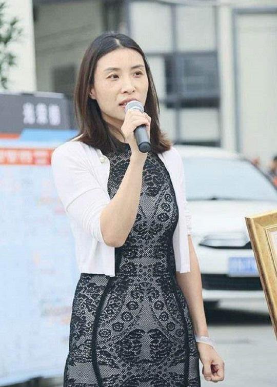 申通快递陈小英巾帼不让须眉成就快递女王