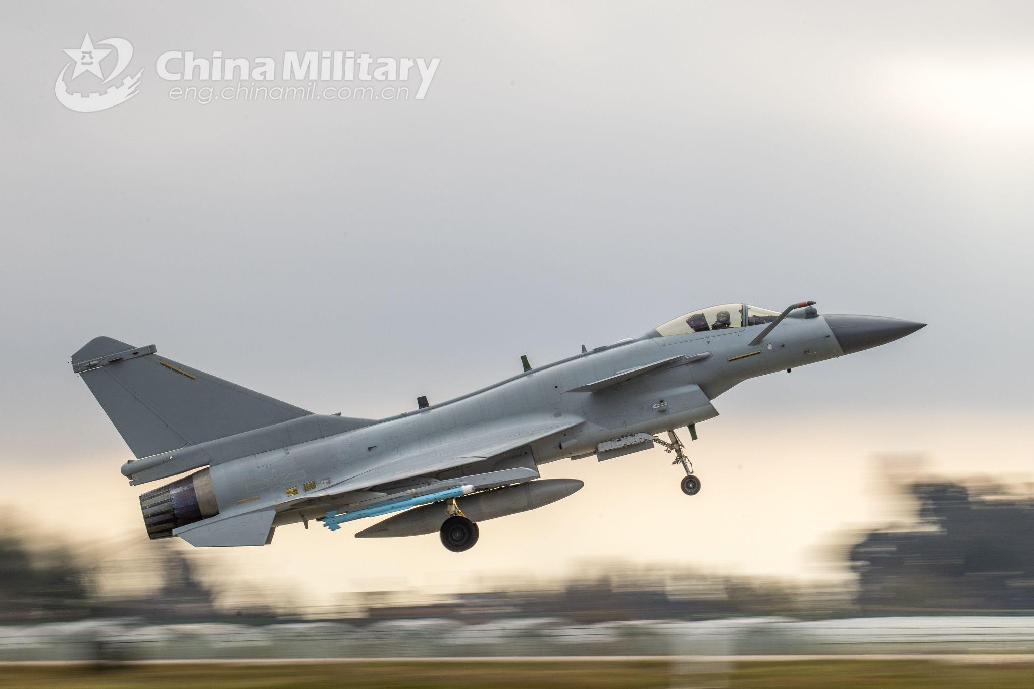 歼-10 首飞 25 周年,你是怎么认识这款中国「争气机」? - 知乎