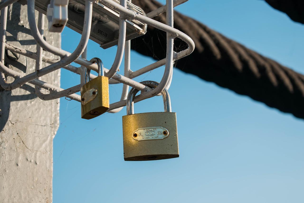 4. 莱钢标志设计