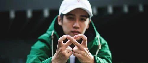 他是台湾最火的rapper之一，Battle场上的王者 - 知乎
