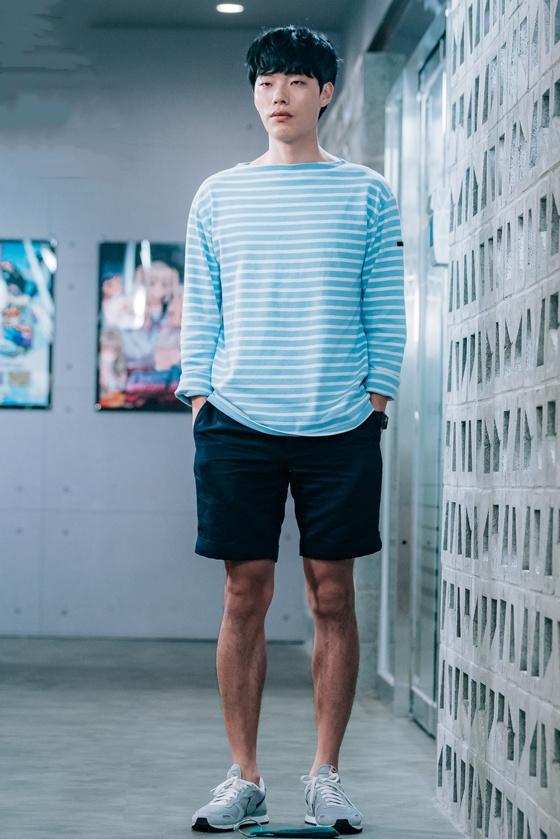 一米八男生夏天的服装搭配