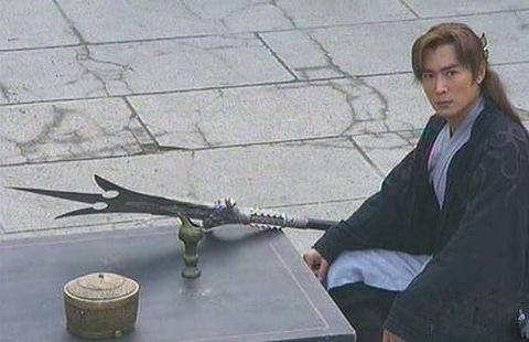 历史上到底有没有“三尖两刃刀”?这种兵器不是小说杜撰的吗? - 知乎
