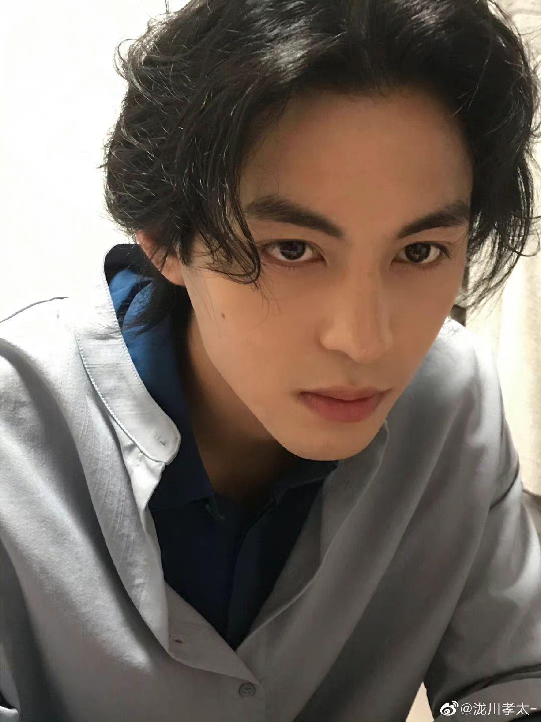 有没有哪些遗落民间却帅得惊天的帅哥. - 知乎