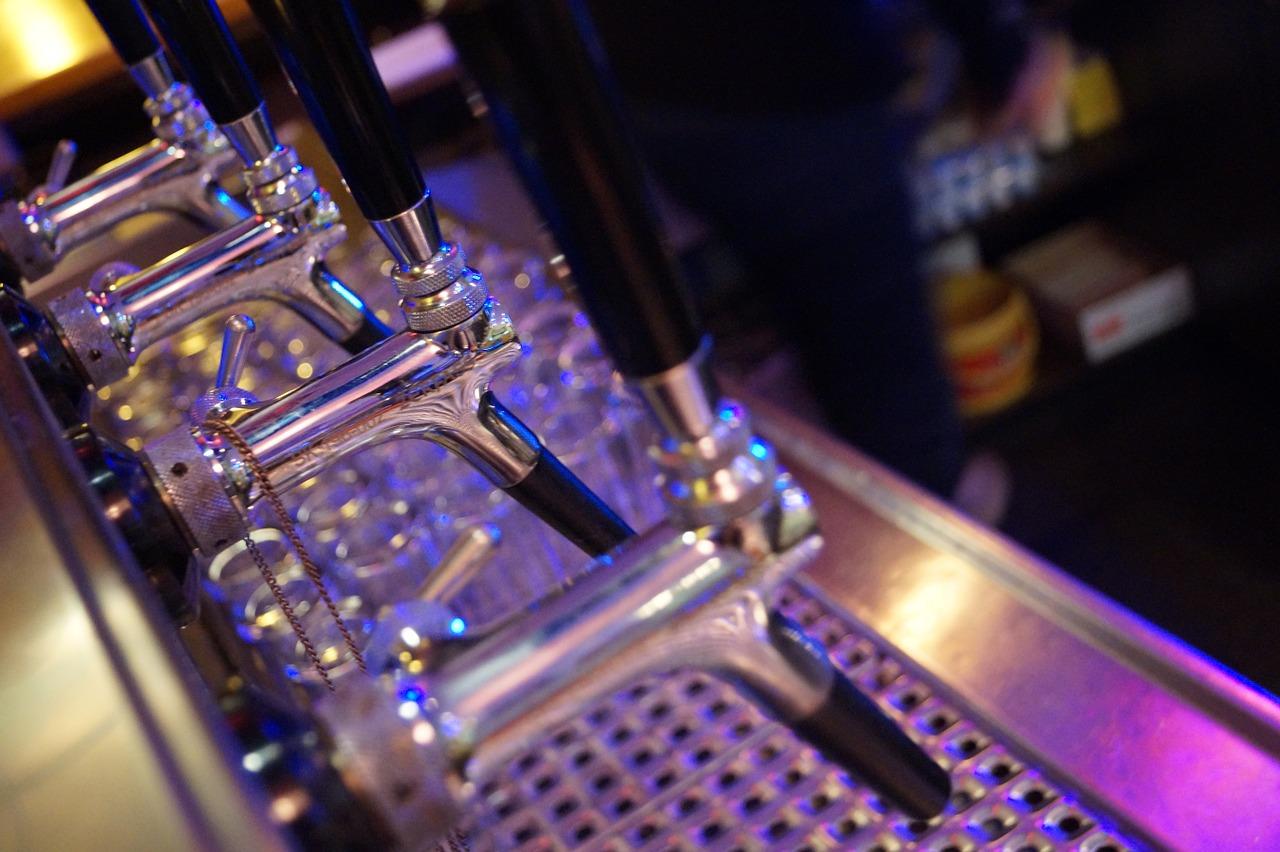 自来水办卡需要什么