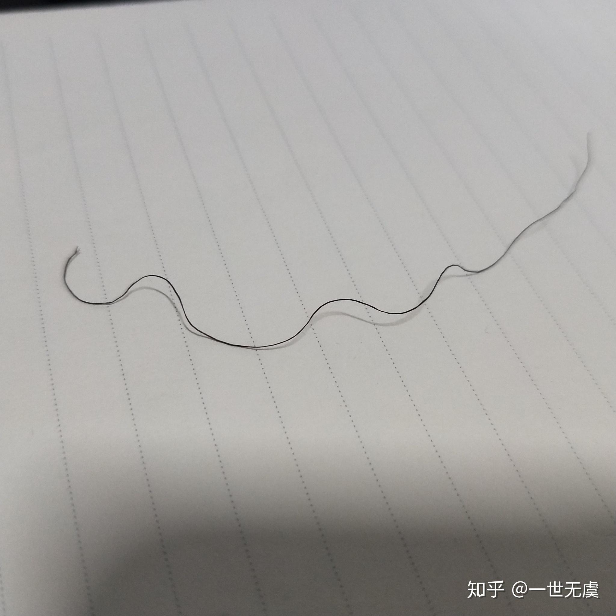 为什么有时候会长出一根特别粗的头发而且弯弯扭扭