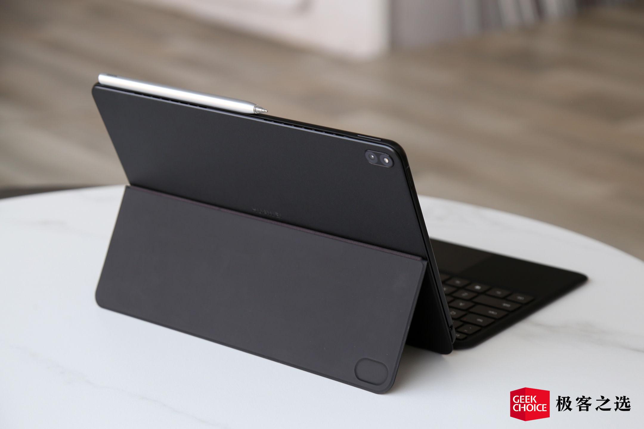 如何看待华为时隔两年发布matebooke二合一笔记本有哪些亮点和不足