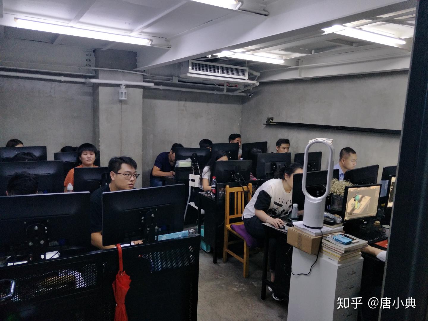 唐山学平面设计去哪个机构比较好?平面设计培训班学费一般多少? - 知乎