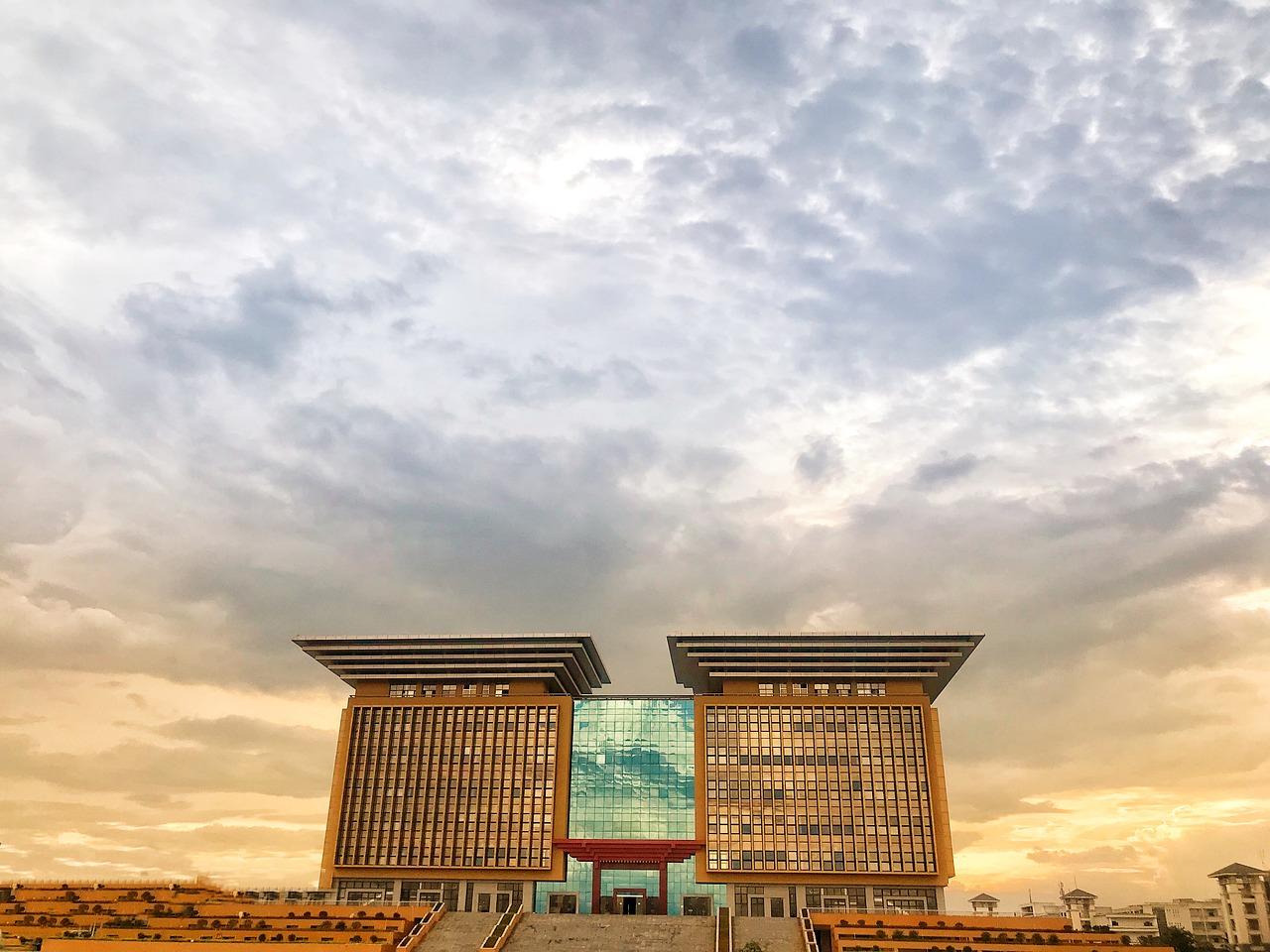 探究2013年广西高考作文背景