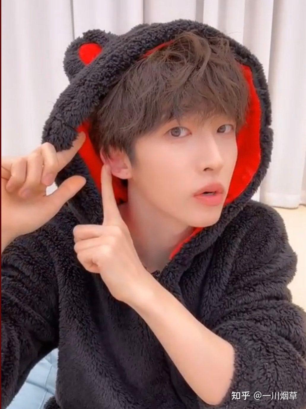 刘宇年末舞台,你最喜欢哪一个? - 知乎