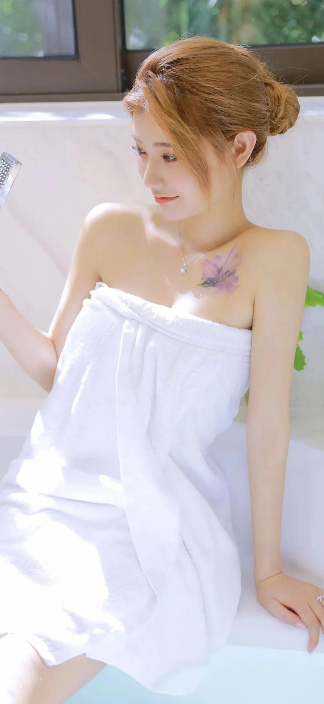 有没有那种禁欲系的污污的壁纸呀?