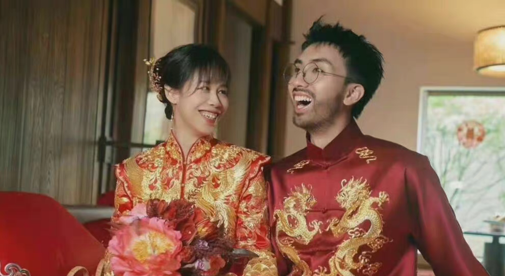 如何看待 b 站 up 主老坛胡说和 b 站副总裁结婚? - 知乎