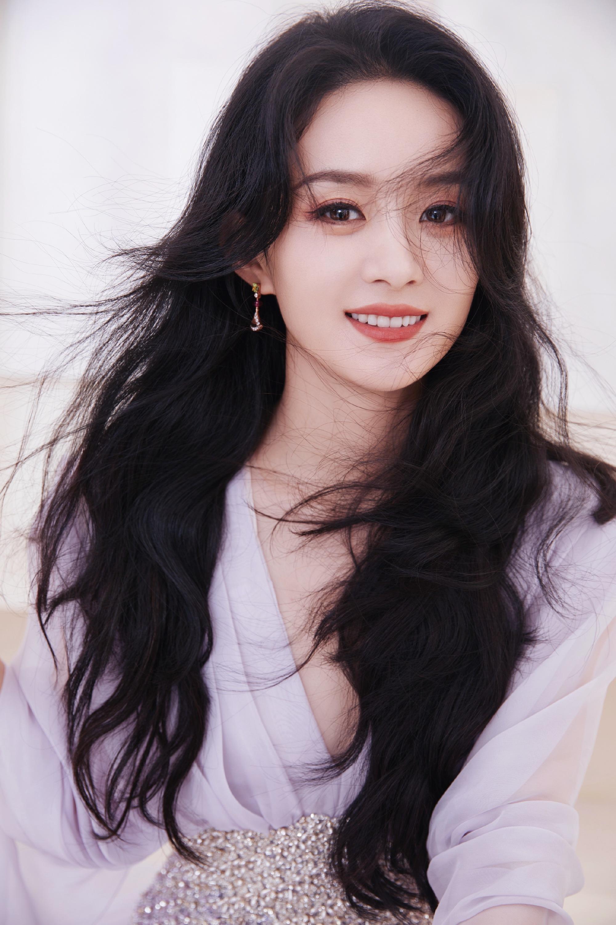 有哪些可以用来做壁纸的女明星照片?