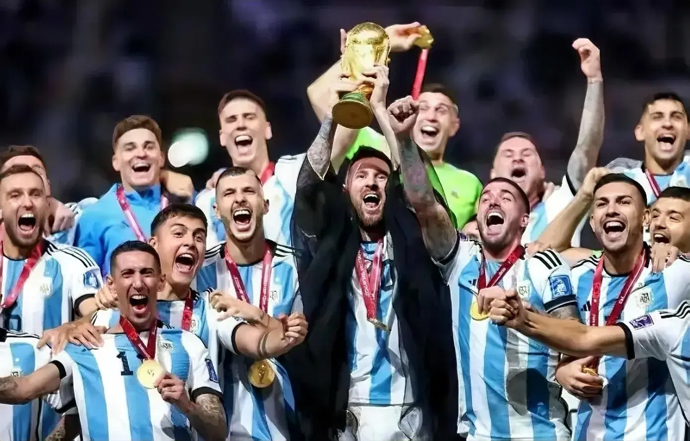 天下足球删除阿根廷夺冠梅西捧杯片段替换成2014年德国夺冠镜头如何