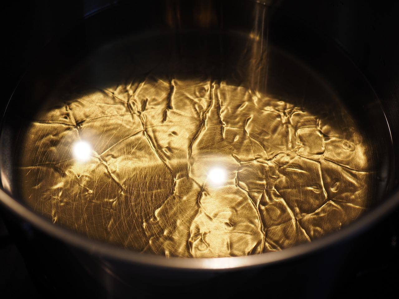 高压锅多少温度