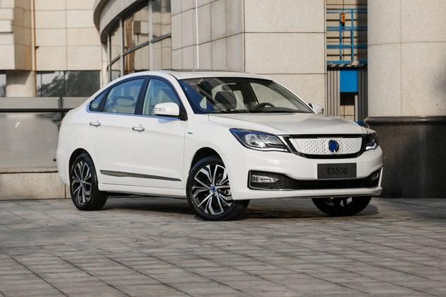 拼得就是续航里程抢先实拍东风富康es500