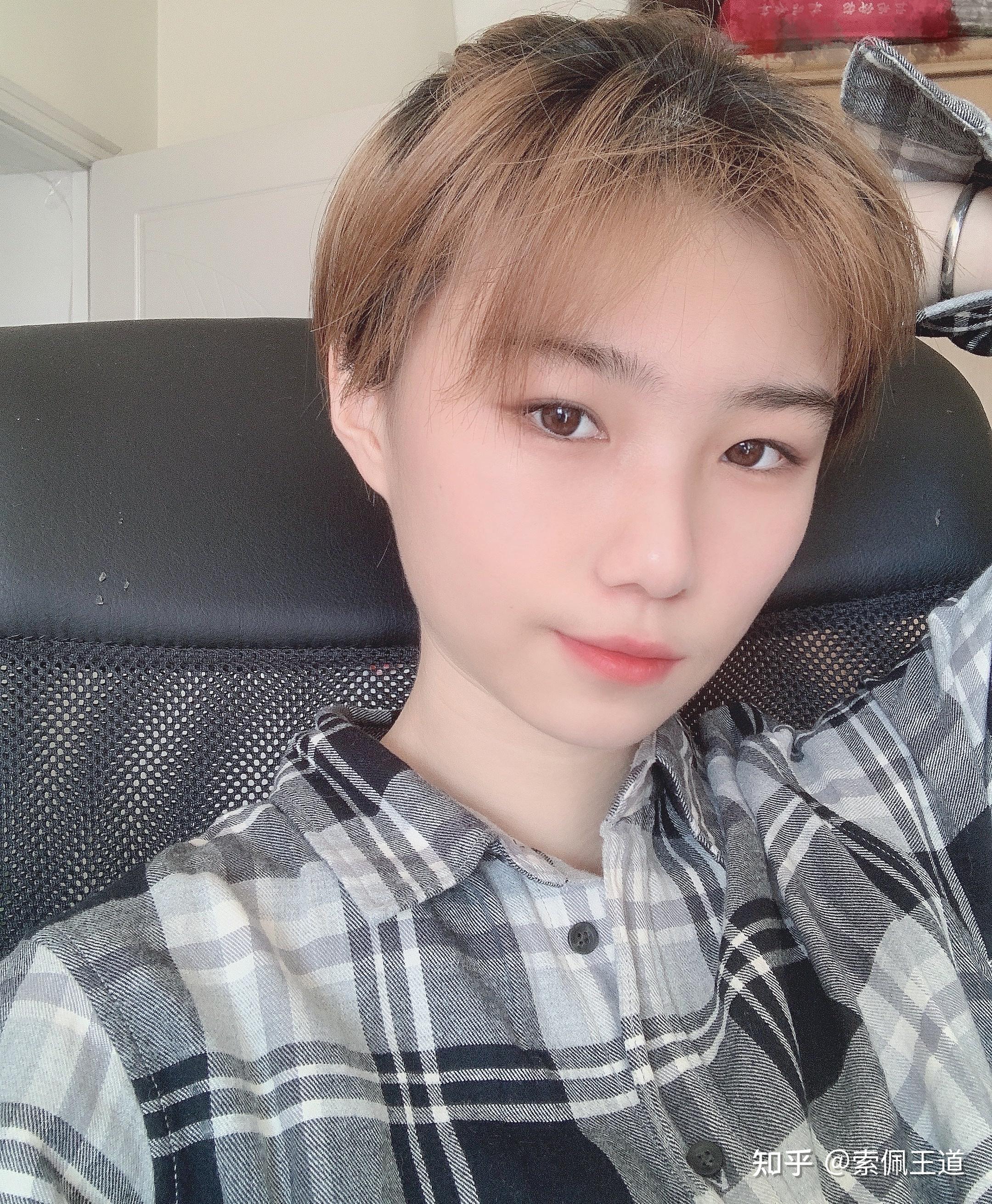 脖子长头小脸小的女生适合什么发型? - 知乎