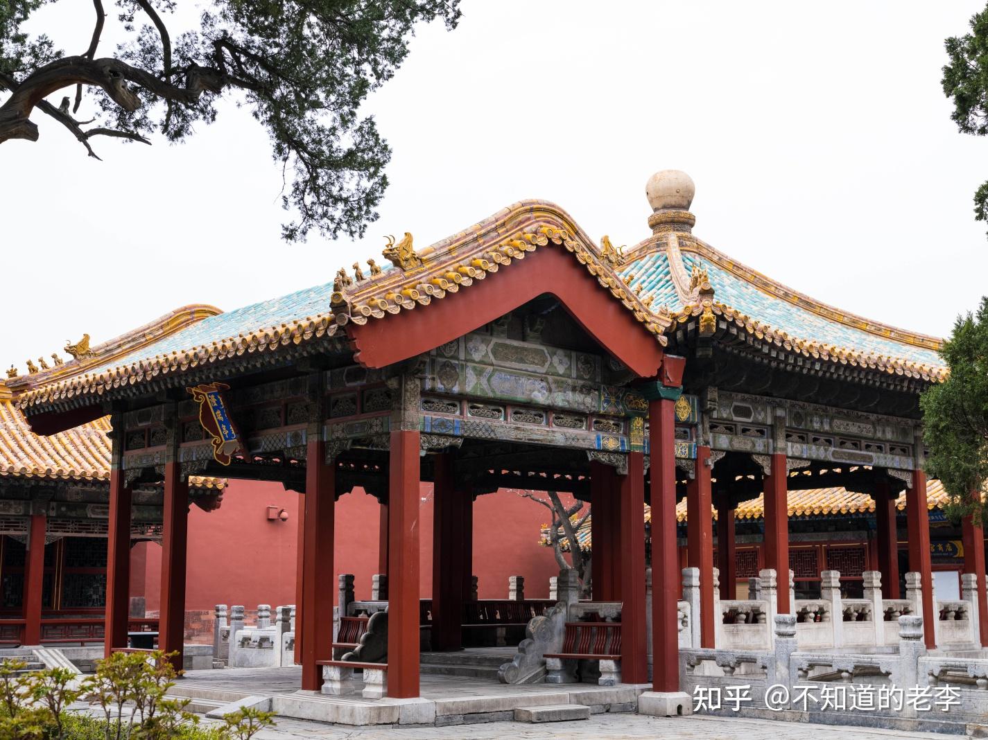 为什么古建筑中的抱厦都是以侧面的山面作为正面呢?建筑古建筑? - 知乎