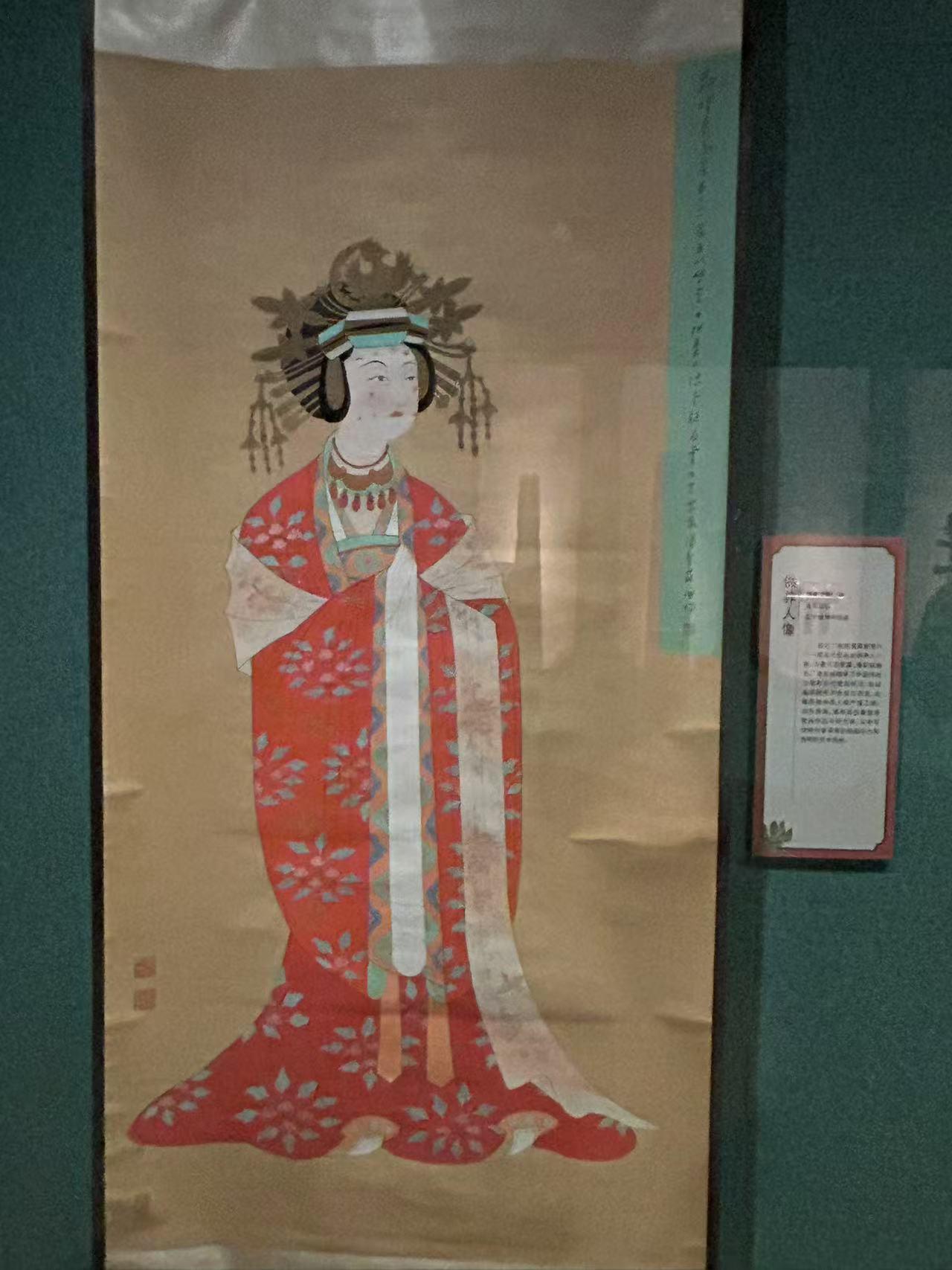 敦煌莫高窟61窟-五代-东壁女供养人 - 知乎
