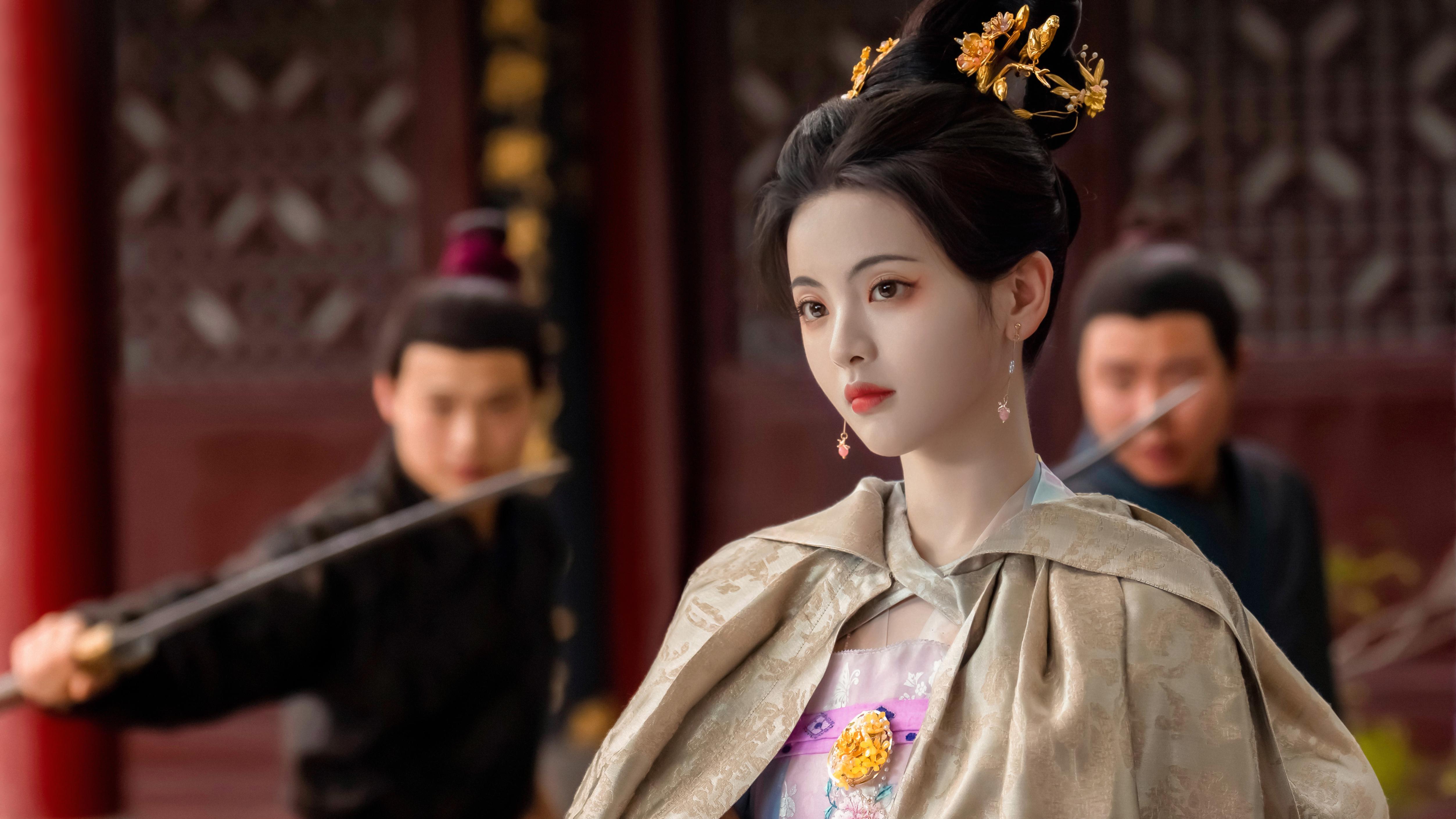 请问有没有适合做电脑壁纸的杨超越图片?