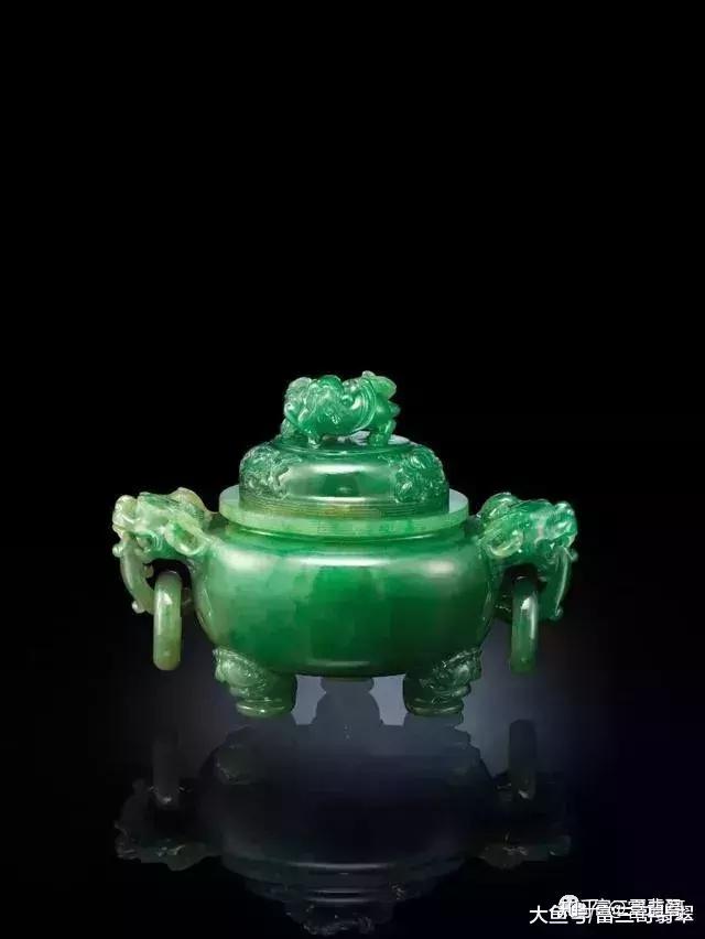 稀少中国特大天然翡翠香炉 和田玉 ？翡翠 ？年代品 重1.2kg美品 中国 玉石河南翡翠彫刻 雙耳活環 龍鈕蓋爐 香炉 唐木台付 N 4996