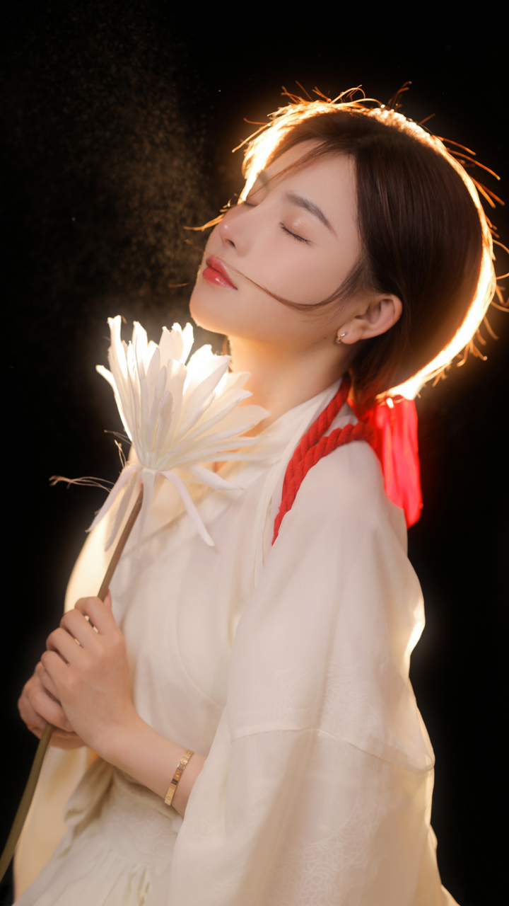 求求女人味十足的美女全面屏手机壁纸? - 知乎