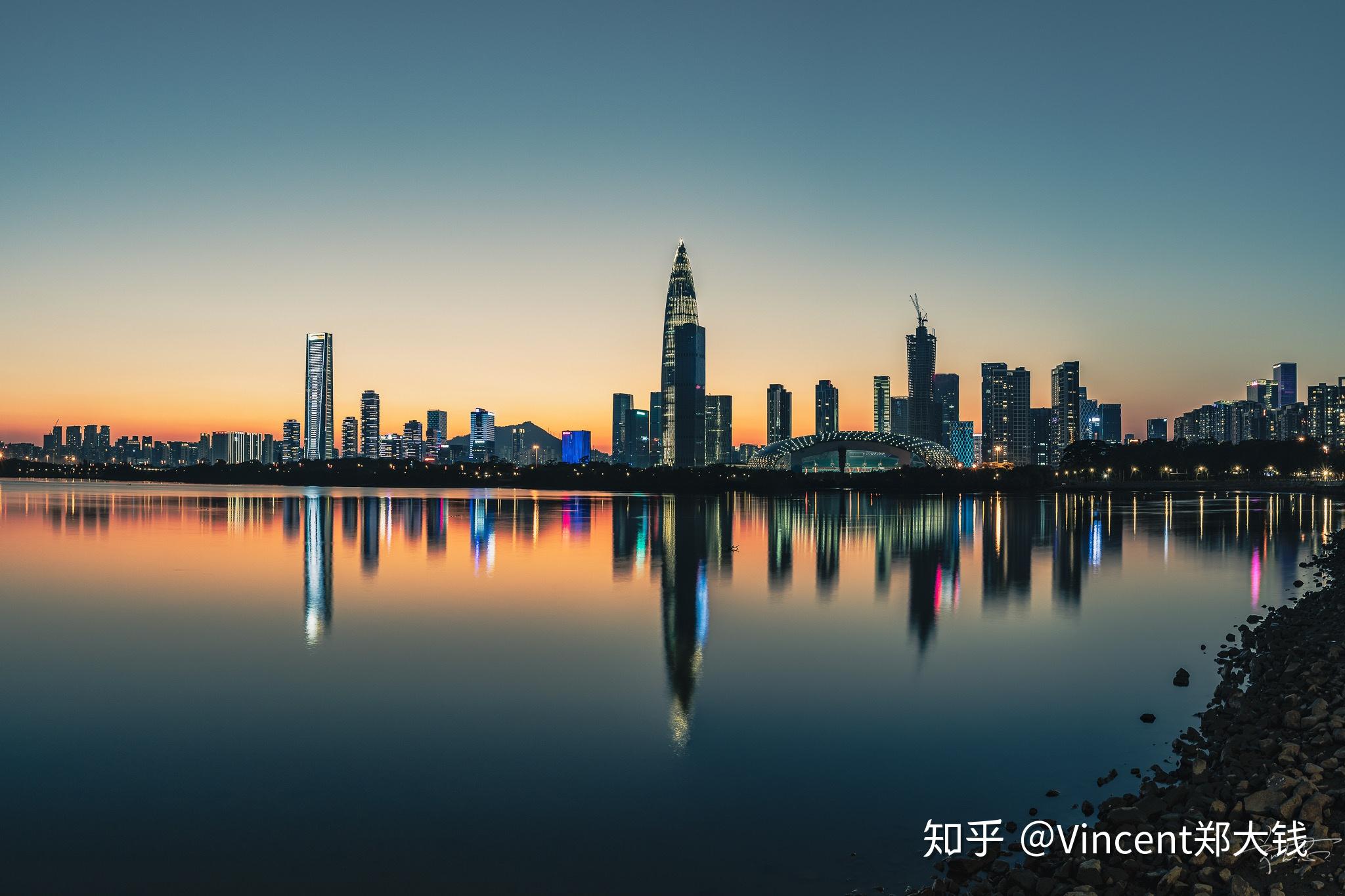 夜景當畫面中既有明亮部分存在又有暗部時如何保留暗部細節又不使明亮