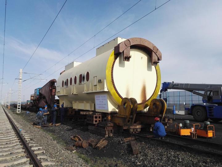 铁路钳夹车装卸