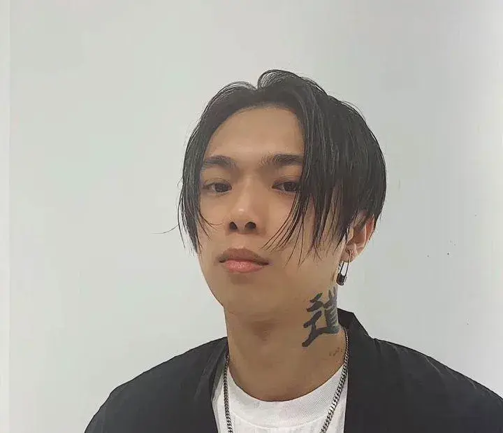 公开自己的真实收入和真正性取向，如今的老道在疯狂试探自己的极限 - 知乎