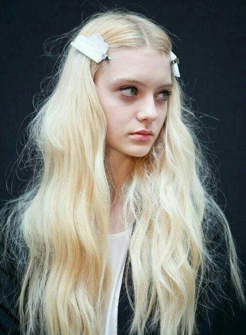 欧美有那些银发的女星?